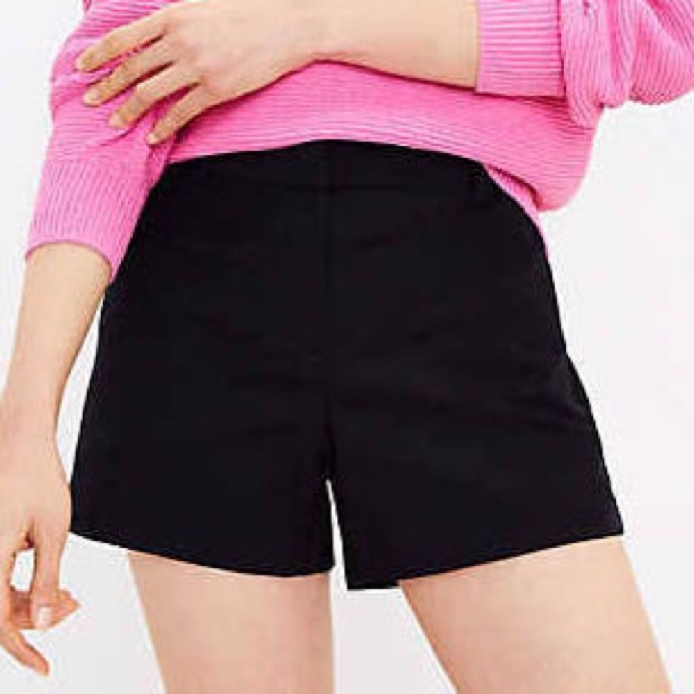 Trina Turk black 3.5" shorts sz8